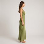 Elegantes Abendkleid mit tiefem V-Ausschnitt – formelles Damenkleid mit Spitzendetails