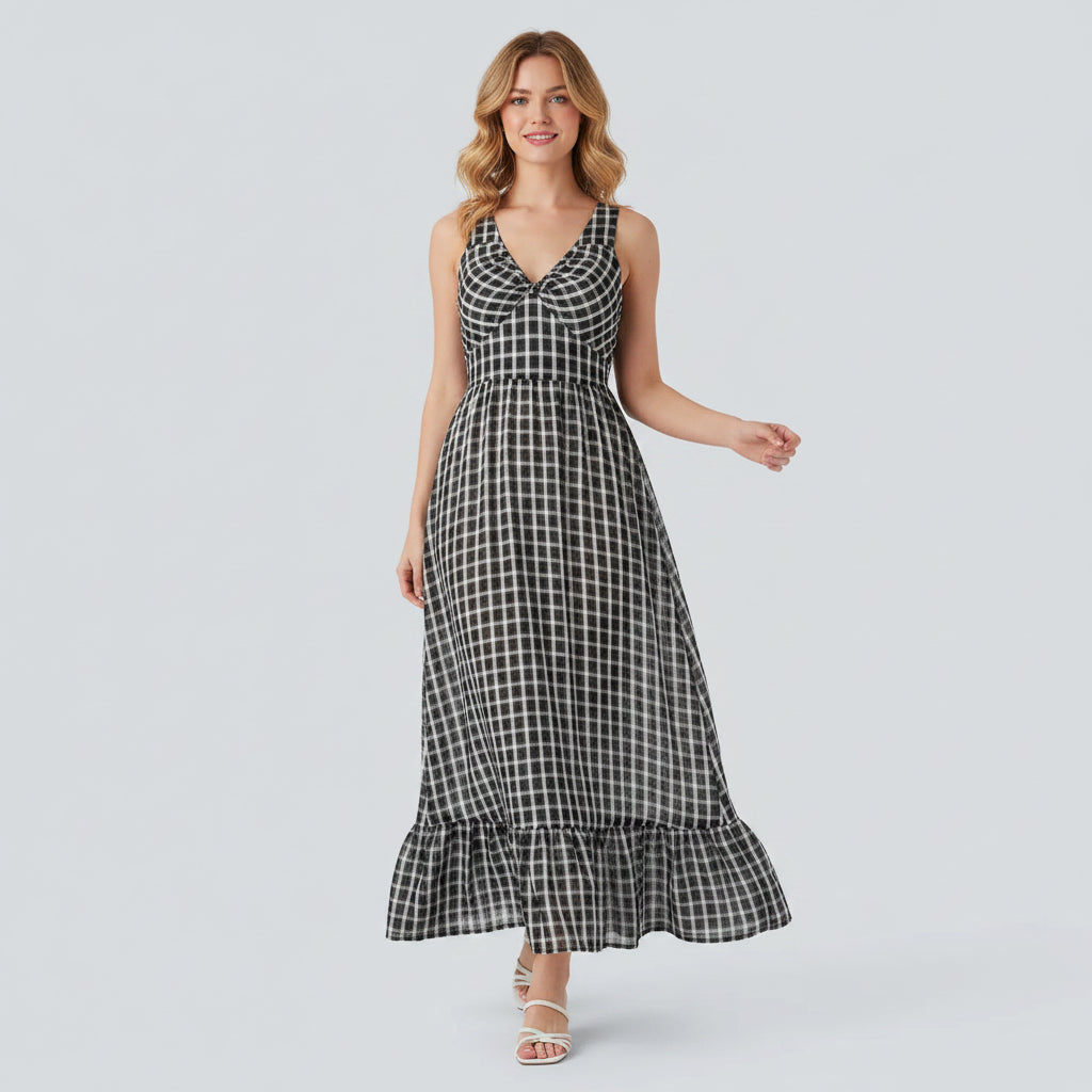Maxi dress in casual chic – checked print with tie-back and flared hem