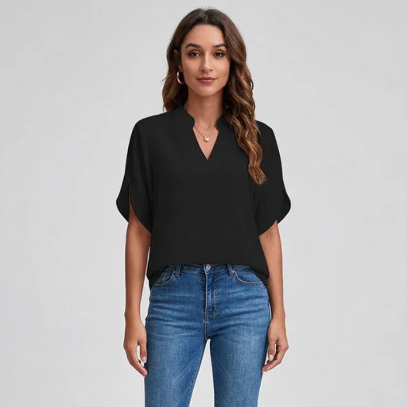 Bluzka damska z krótkim rękawem i luźnym krojem, zwiewna i z dekoltem w serek, letnia