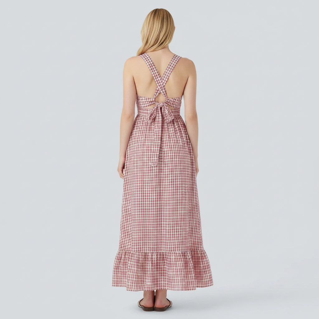 Maxi dress in casual chic – checked print with tie-back and flared hem