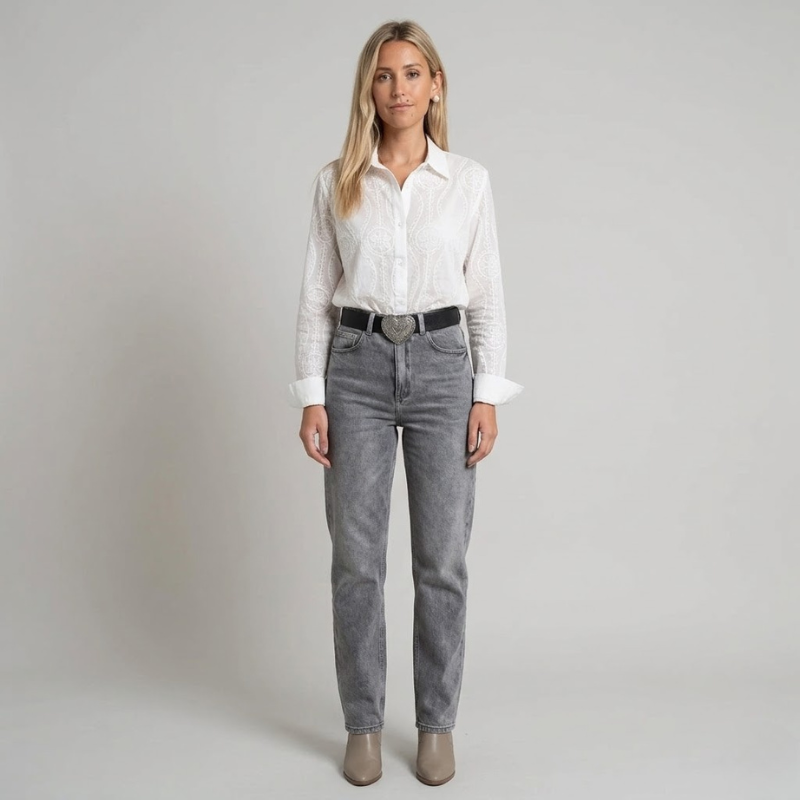 Nowoczesna bluzka z geometrycznym wzorem dla kobiet – stylowa bluzka z kołnierzykiem zapinana na guziki i współczesnym tkanym wzorem