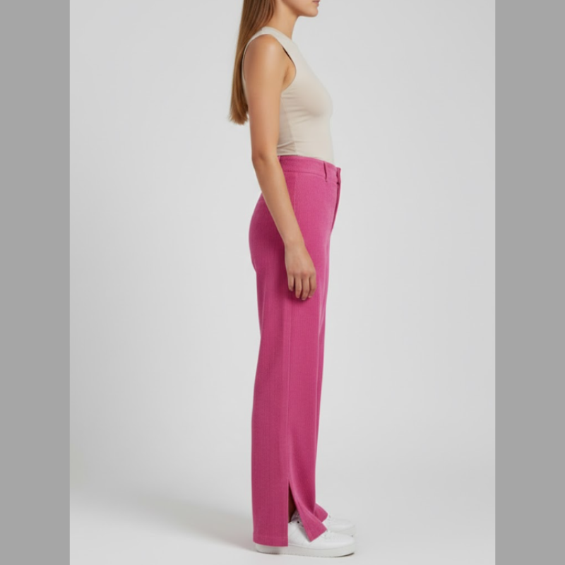 Spodnie sztruksowe damskie z szerokimi nogawkami – modny, swobodny komfort