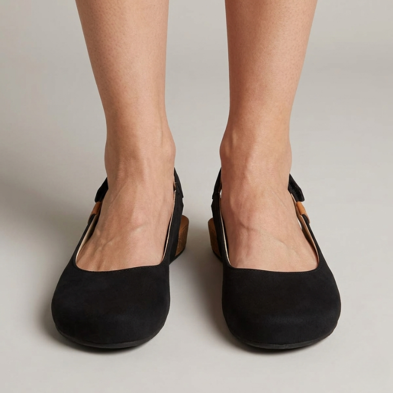 Eleganckie, damskie półbuty typu slingback – wygodne buty na płaskim obcasie z regulowanym paskiem