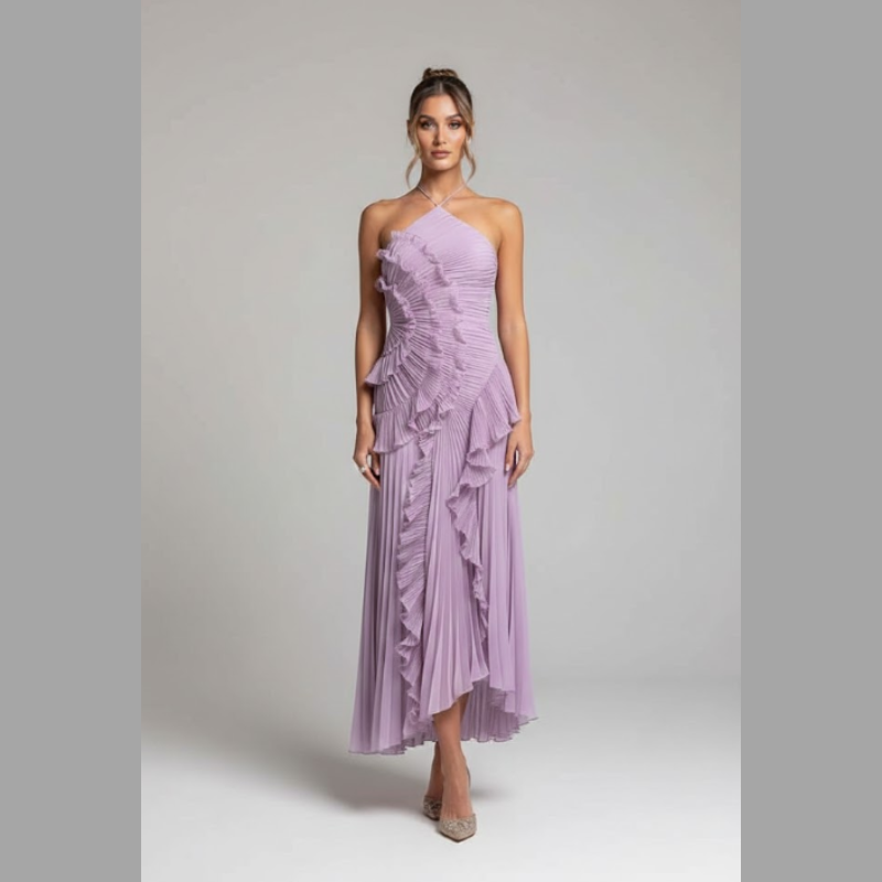 Ponadczasowa plisowana sukienka midi – damska sukienka z miękkim falbanką, która przyciąga wzrok