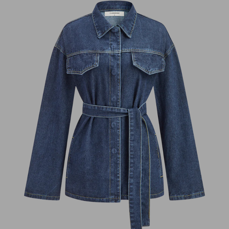 Klasyczna damska kurtka dżinsowa z paskiem – pochlebny, dopasowany krój, swobodna warstwa wierzchnia