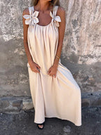 Women's summer dress with floral Bloom pattern - feminine U-neckline