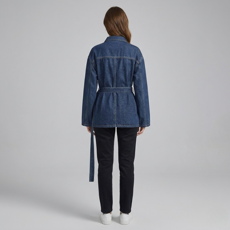 Klasyczna damska kurtka dżinsowa z paskiem – pochlebny, dopasowany krój, swobodna warstwa wierzchnia