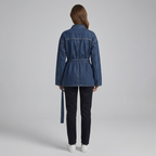 Klassische Damen-Jeansjacke mit Gürtel – schmeichelhafter, taillierter Schnitt, lässige Oberbekleidung