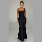 Elegantes Damenabendkleid mit Wasserfallkragen – Maxikleid mit Rückenbindung