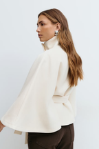 Loretta | Elegancka damska kurtka z paskiem – długi, dopasowany, lekki płaszcz