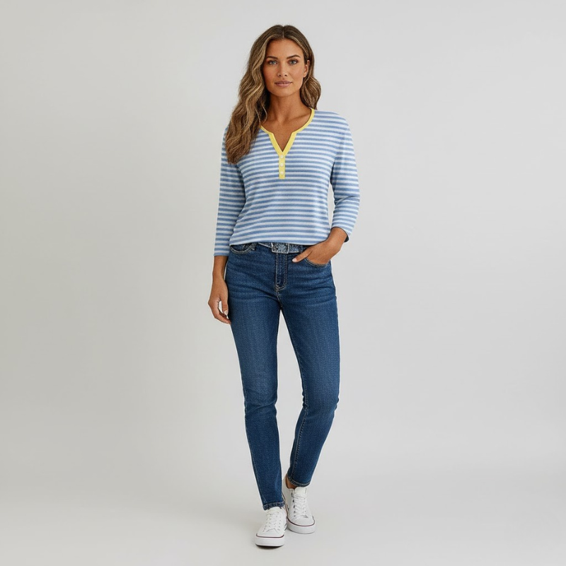 Nowoczesna damska koszulka V-Line – swobodna wygoda spotyka się ze stylem