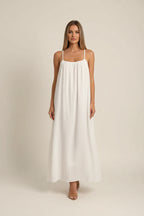 Elegant cotton and linen dress – breathable, round neck, everyday elegance for women