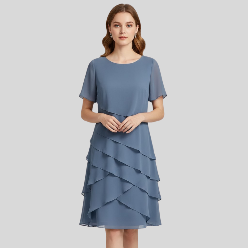 Blue Women's Fashionable Dress – Flattering and Stylish Silhouette