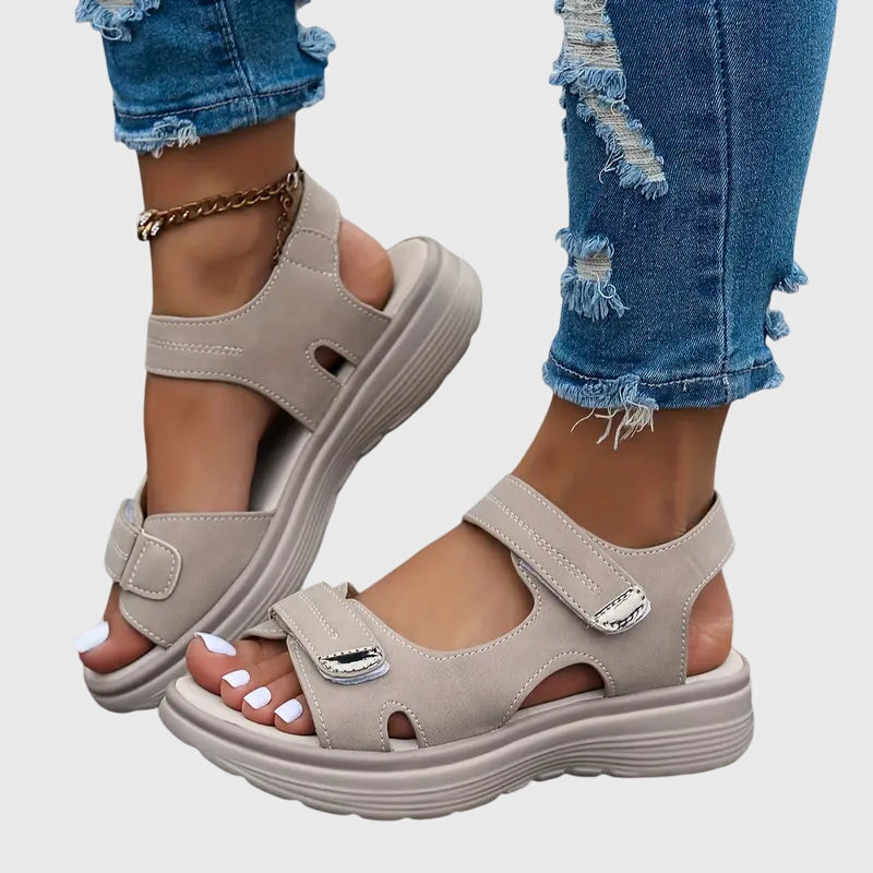 Caelyra | Women's orthopedic sandals – with cushioning and a wide toe box