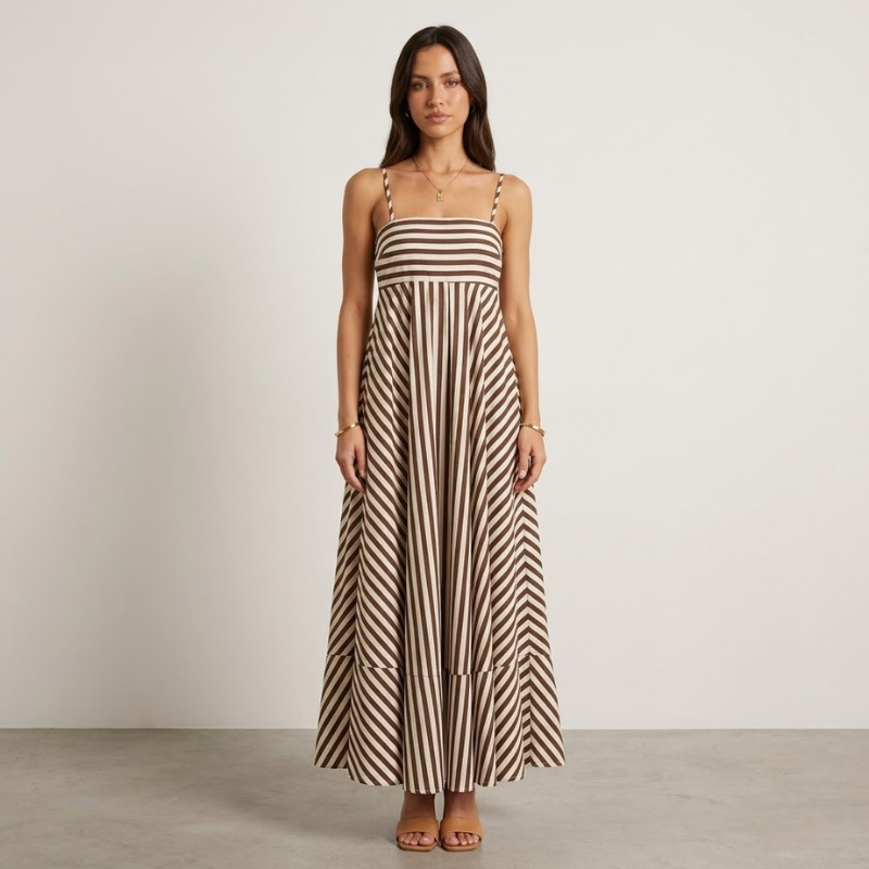 Damska zwiewna sukienka maxi w paski – elegancka plisowana letnia suknia na ramiączkach