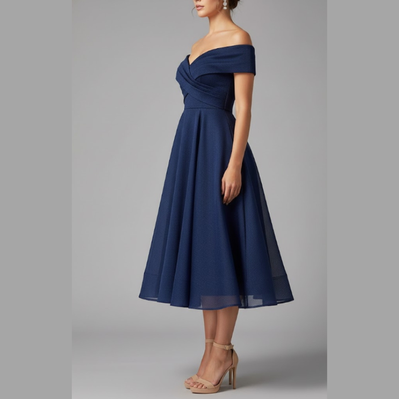 Elegancka rozkloszowana sukienka midi z odkrytymi ramionami dla kobiet – strój na letnie przyjęcie koktajlowe