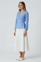 Elegant striped blouse with V-neck – long sleeves with elegant tie at the back