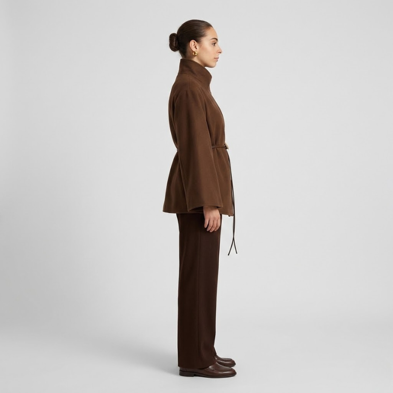 Elegancki zimowy płaszcz z paskiem – klasyczny, ciepły, długi płaszcz z kołnierzem z klapami dla kobiet