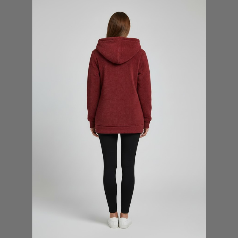 Miękki i ciepły damski płaszcz polarowy z kapturem – wygodny fason z długim rękawem