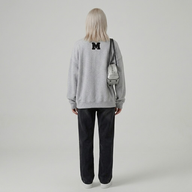 Miękki, minimalistyczny sweter damski – przytulny, lekki sweter na co dzień