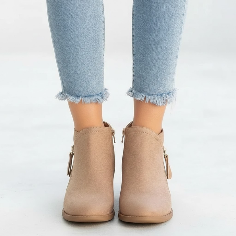 Women's slip-on ankle boots inspired by classics – modern design with cultural heritage