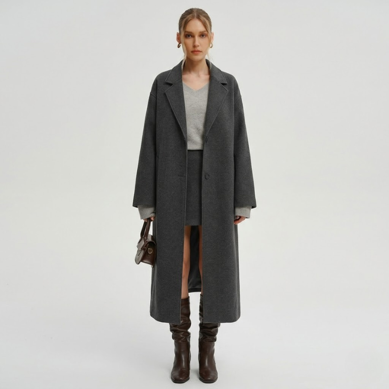 Elegancki damski długi tweedowy zimowy płaszcz – klasyczna, ciepła odzież wierzchnia w stylu trencza