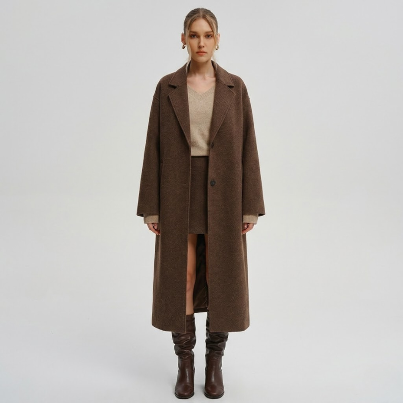 Elegancki damski długi tweedowy zimowy płaszcz – klasyczna, ciepła odzież wierzchnia w stylu trencza