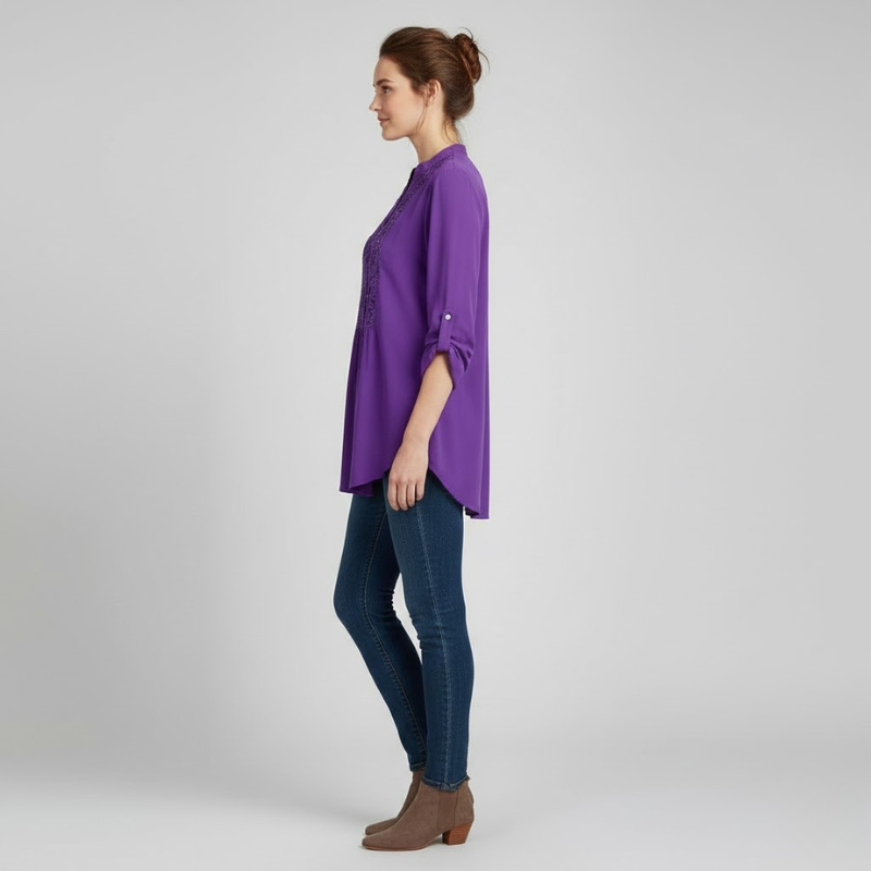 Bluzka damska z kwiatowym haftem – delikatna koronkowa elegancja