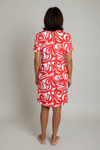 Women's dress with print and pockets – loose, short-sleeve summer outfit