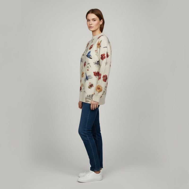 Elegancki sweter z kwiatowym wzorem – miękki i stylowy na co dzień