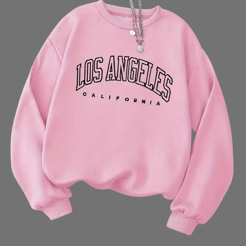 Bluza z nadrukiem i okrągłym dekoltem – ciepła, swobodna, zimowa odzież uliczna