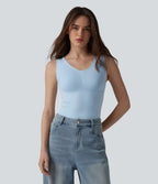 Modelujący sylwetkę bezszwowy top – elegancki, modelujący swobodny, niezbędny top