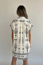 Sukienka midi w stylu boho z nadrukiem dla kobiet – luźny, swobodny styl