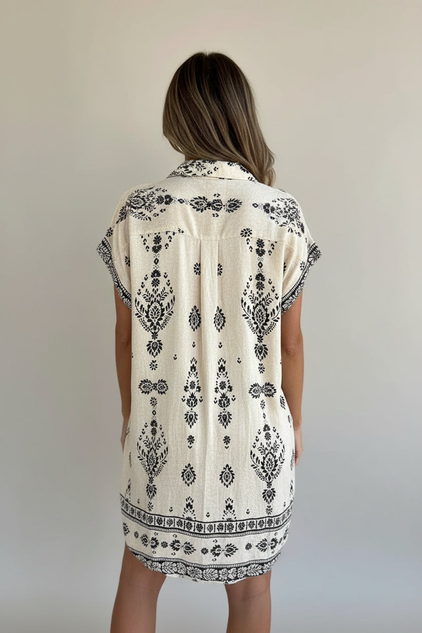 Sukienka midi w stylu boho z nadrukiem dla kobiet – luźny, swobodny styl