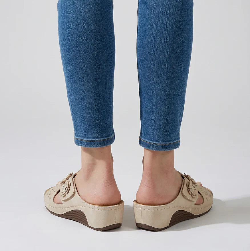 Rielle | Wygodne kapcie damskie – lekkie buty na platformie z amortyzacją
