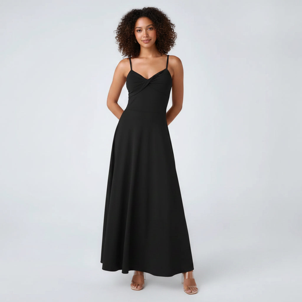 Maxi summer dress - open back and airy, flared cut