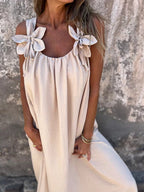 Women's summer dress with floral Bloom pattern - feminine U-neckline