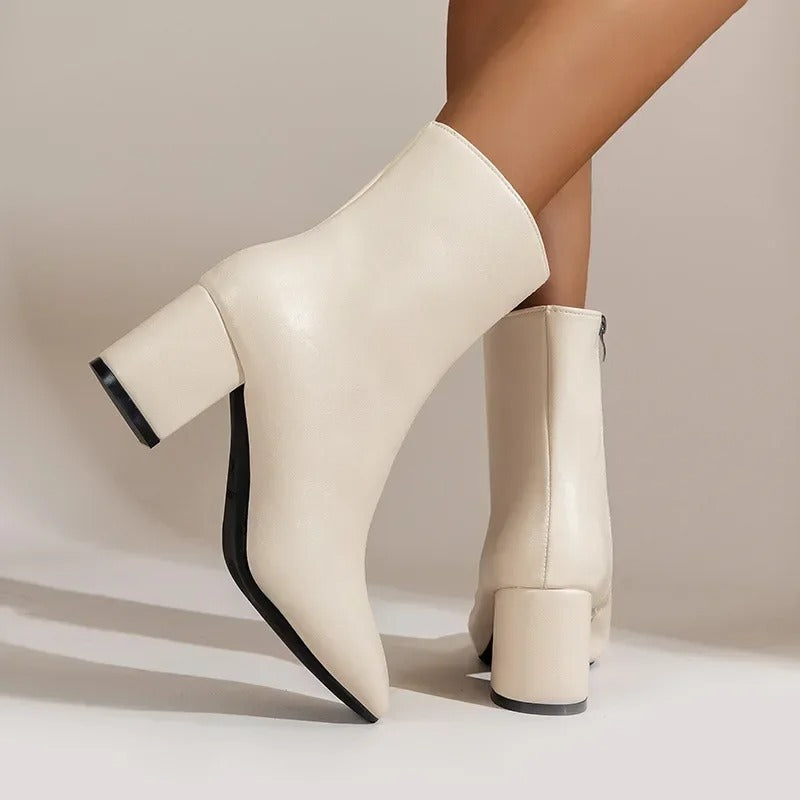 Gościsława | Eleganckie damskie botki – uniwersalne damskie buty sięgające do kostek