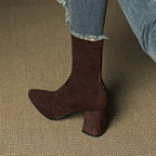 Reverie | Damskie wysokie zamszowe buty – modne buty na grubym obcasie z zamkiem z boku
