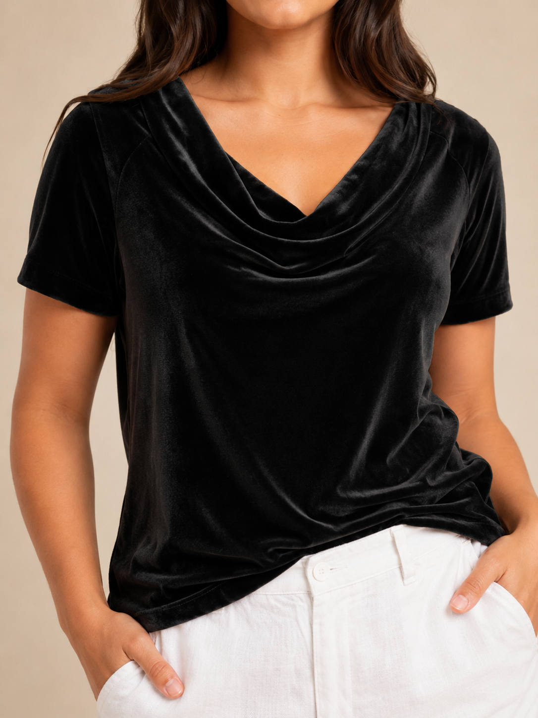 Anastazja | Damski aksamitny T-shirt z golfem