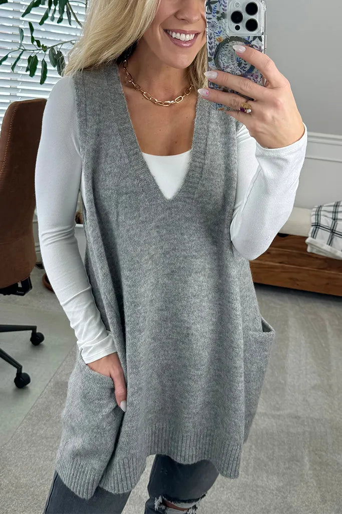 Seraphina | Damski sweter bez rękawów z dzianiny – miękki sweter z dekoltem w serek