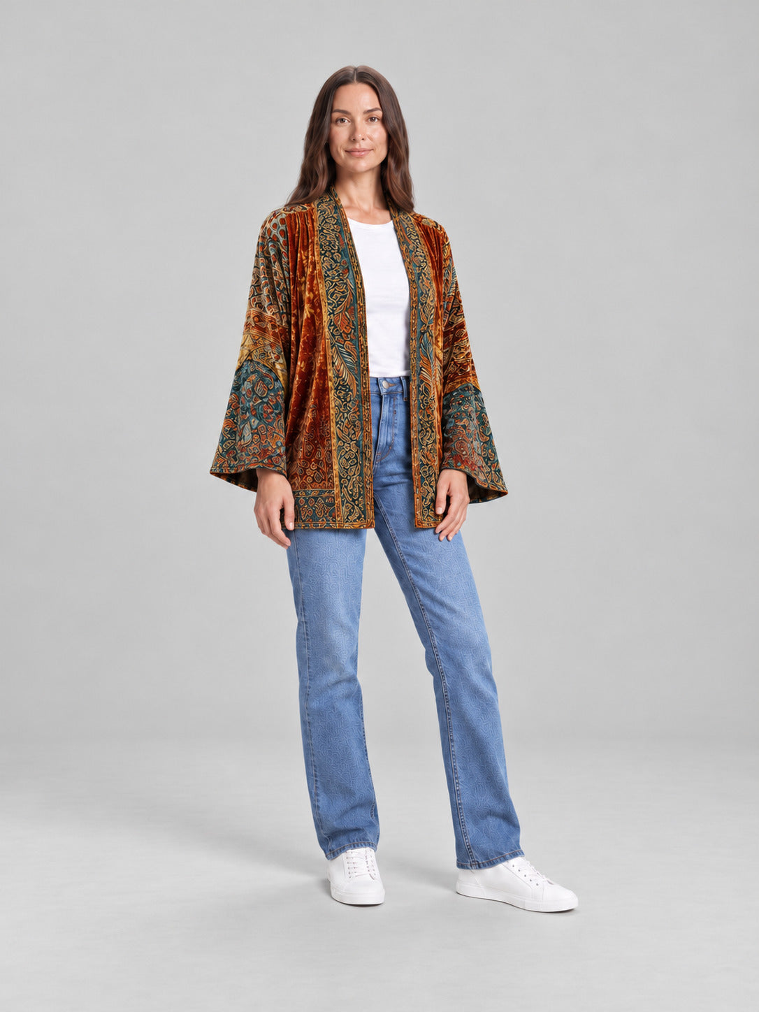 Anika | Damowa aksamitna kurtka w stylu boho z nadrukiem i szerokimi rękawami