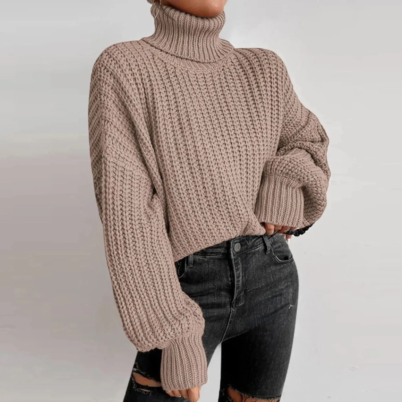 Zinnia | Damski oversize’owy sweter dzianinowy z golfem