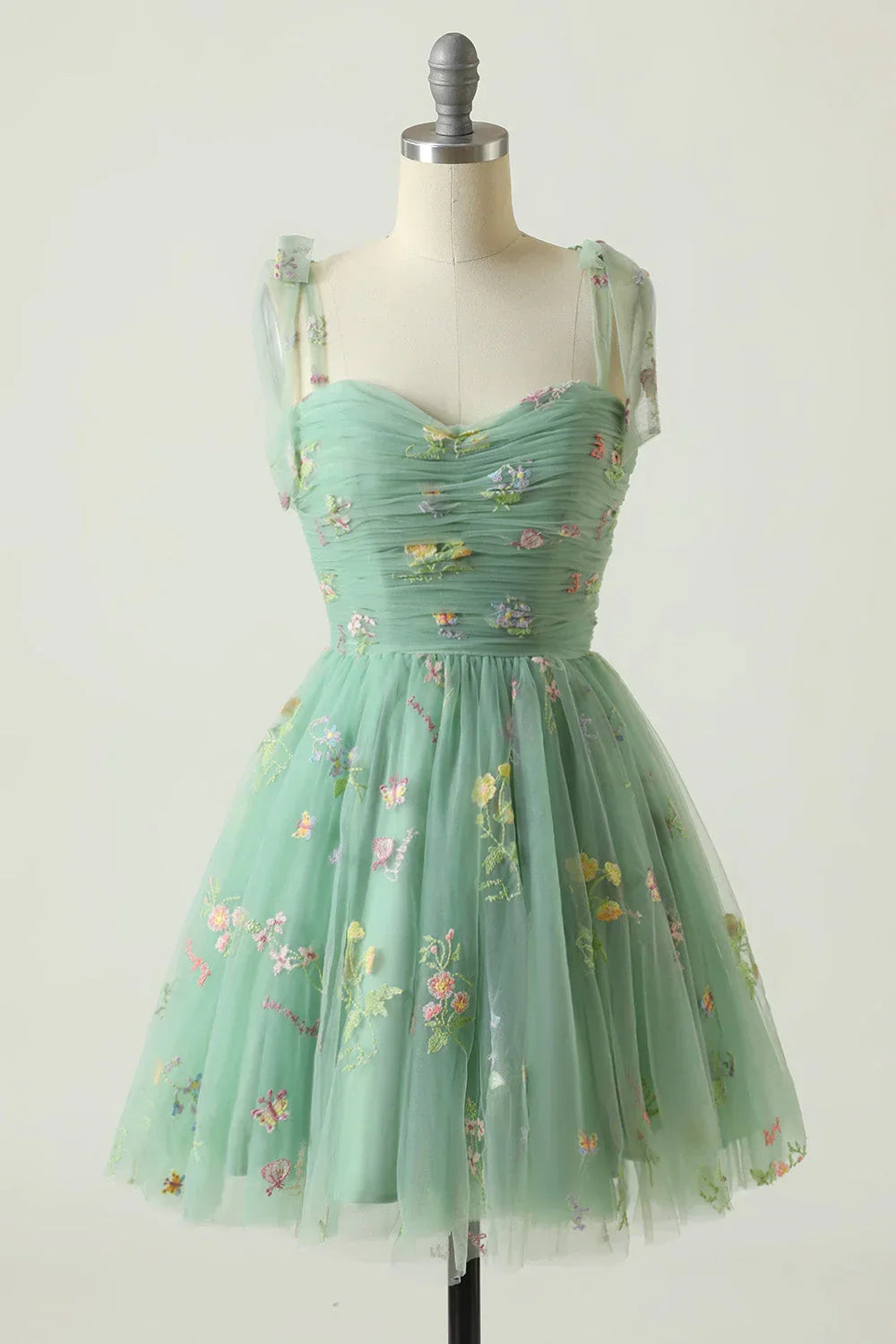Kasjana | Embroidered tulle ball gown for women – elegant evening dress