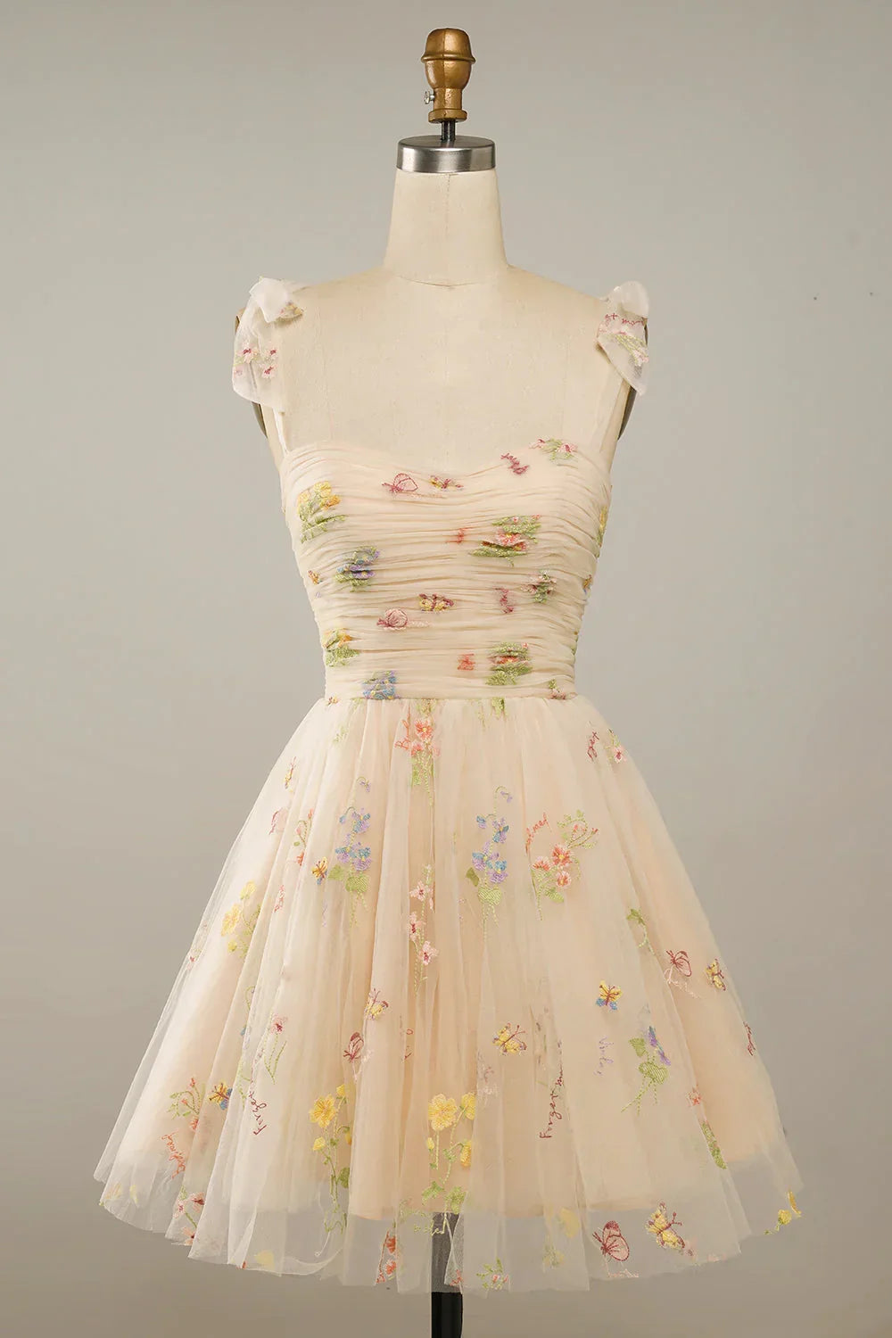 Kasjana | Embroidered tulle ball gown for women – elegant evening dress