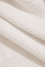 Maristel | Damski elegancki sweter dzianinowy – ozdobne złote guziki