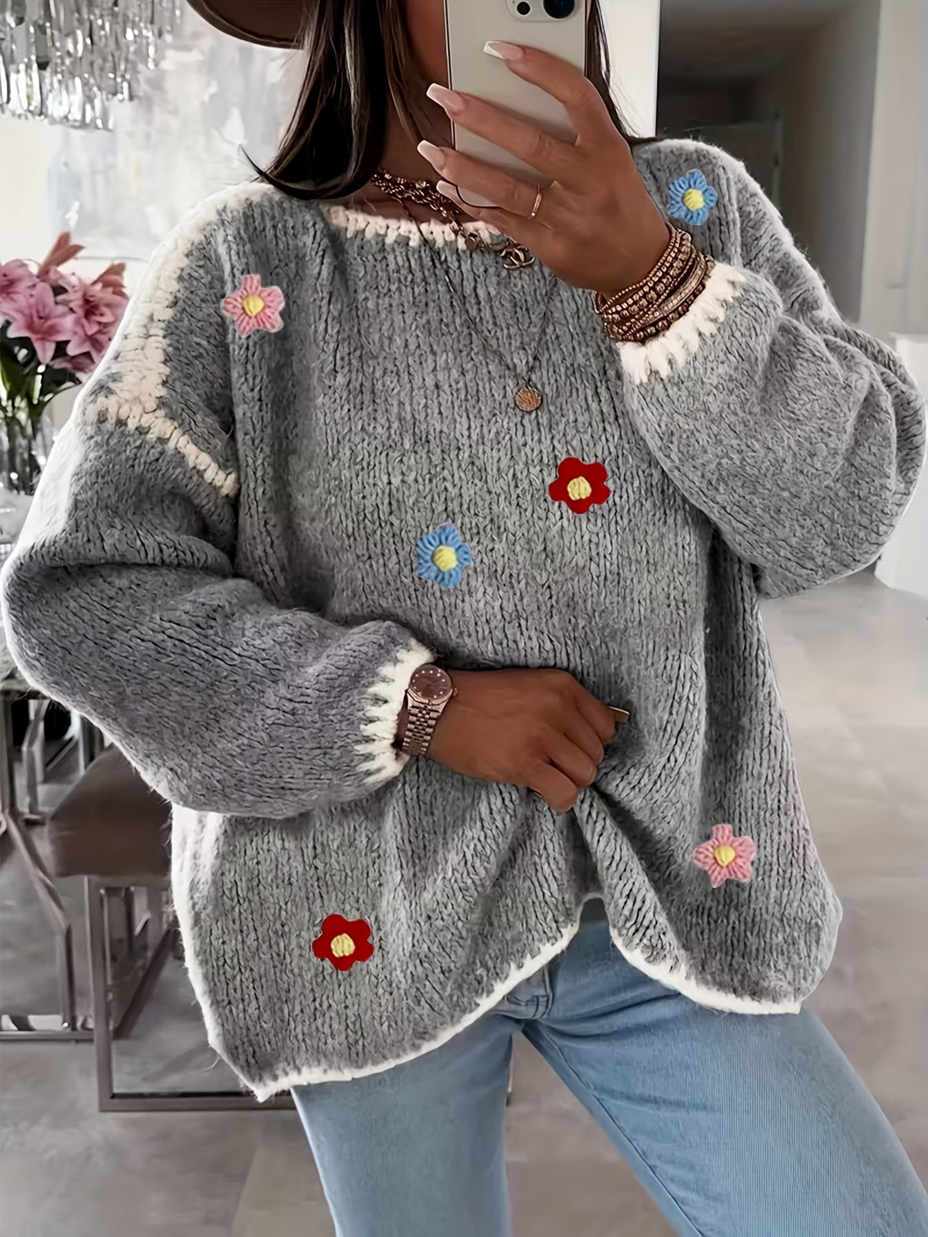 Lirielle | Damski sweter w kwiaty – elegancki sweter zakładany przez głowę