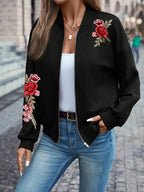 Krystyna | Haftowana damska kurtka typu bomber – swobodna kurtka w stylu baseballowym typu varsity