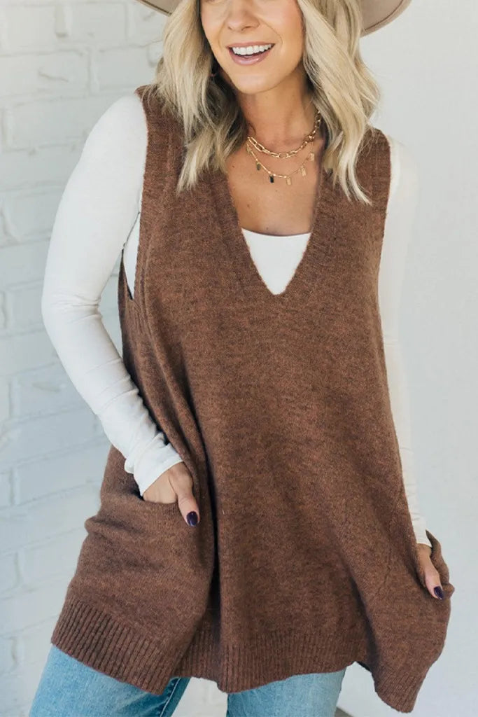 Seraphina | Damski sweter bez rękawów z dzianiny – miękki sweter z dekoltem w serek