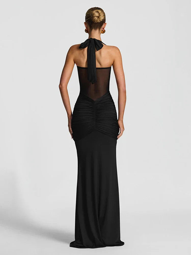 Elegancka sukienka maxi z dekoltem halter dla kobiet – wyrafinowana suknia dla gościa weselnego